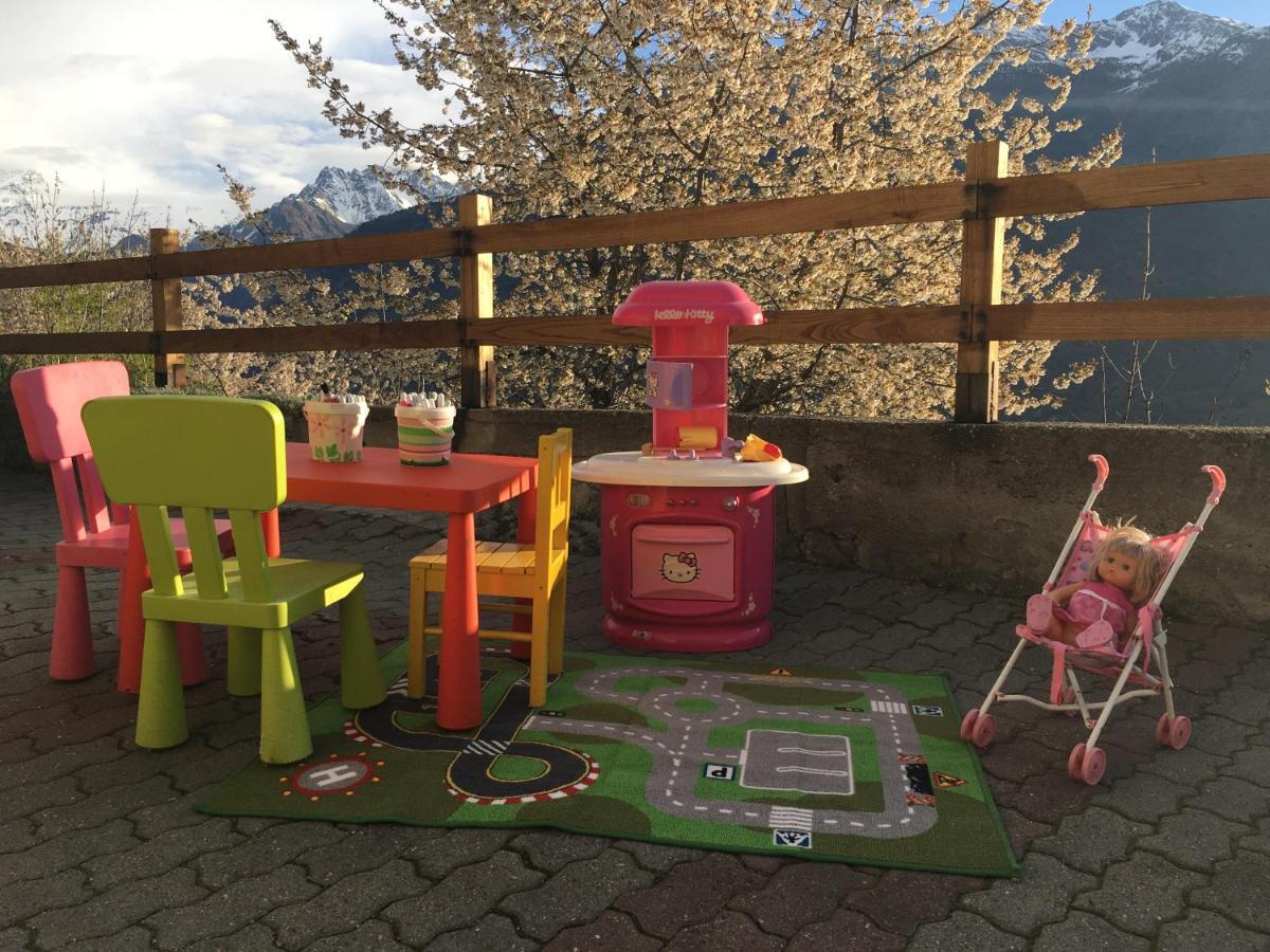 La Casa Del Bosco Apartment Aosta Bagian luar foto