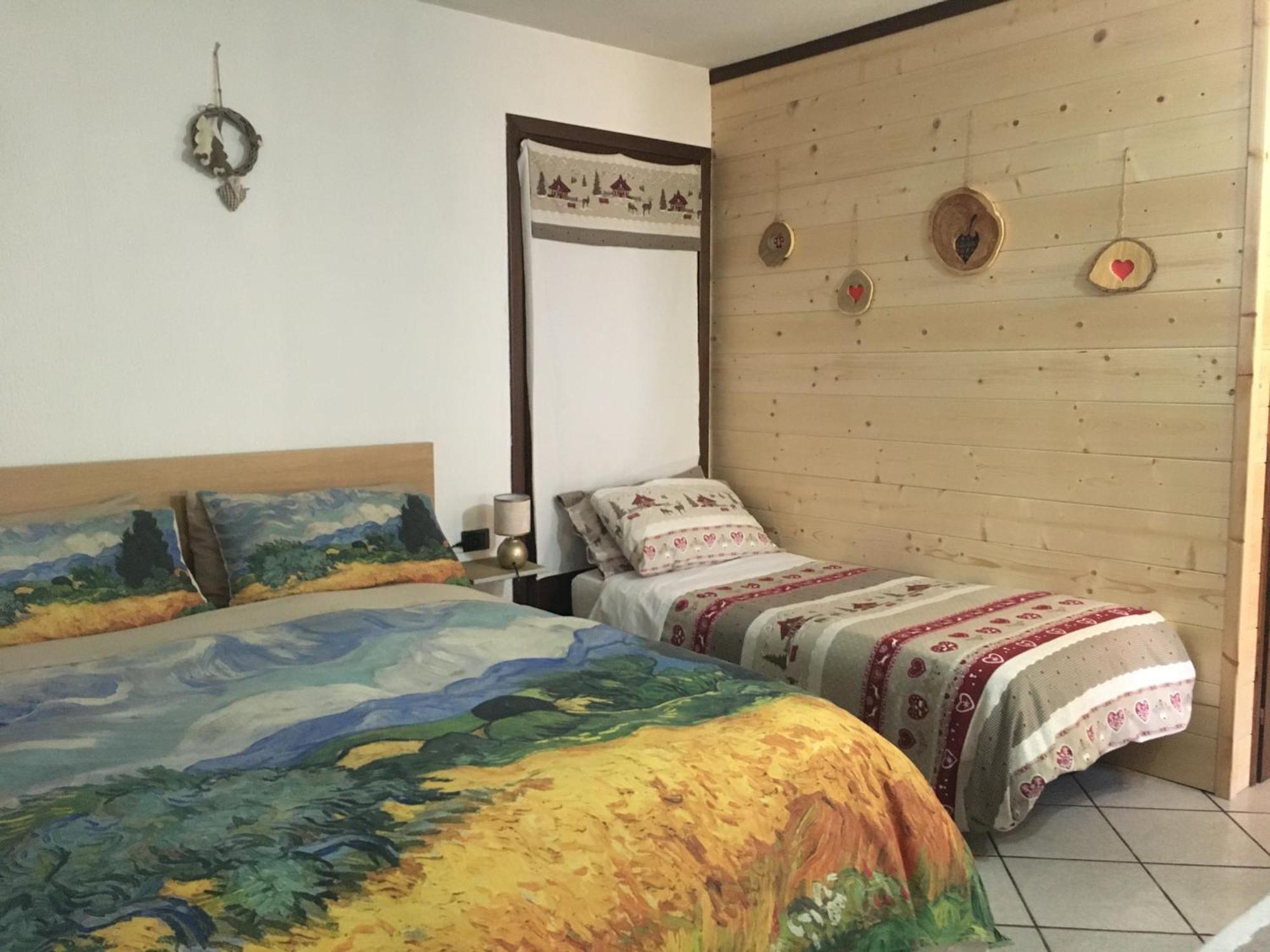 La Casa Del Bosco Apartment Aosta Bagian luar foto